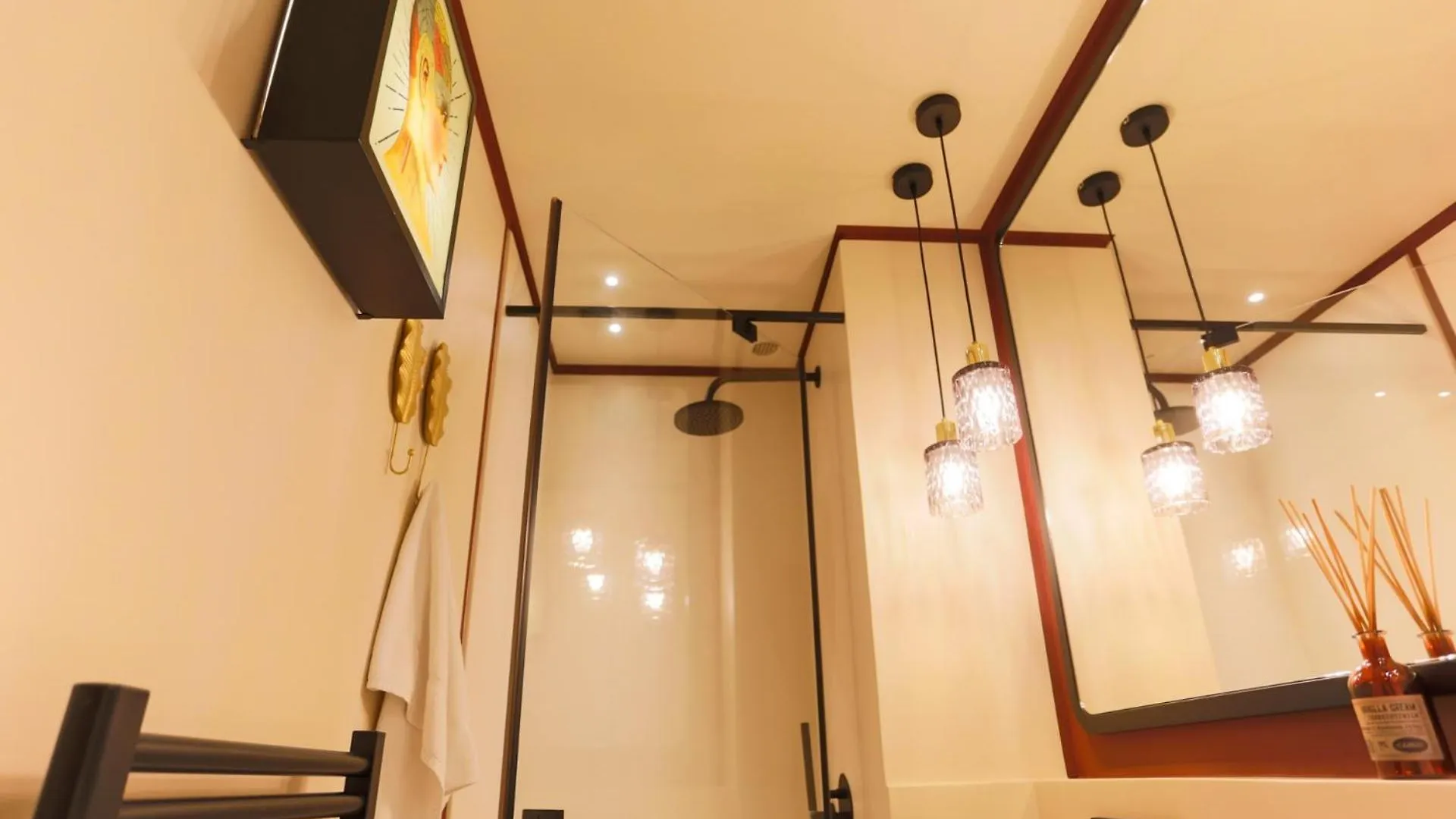 The Best Rent - Modern One-Bedroom Apartment In The Lively Heart Of Brera Milan Italy